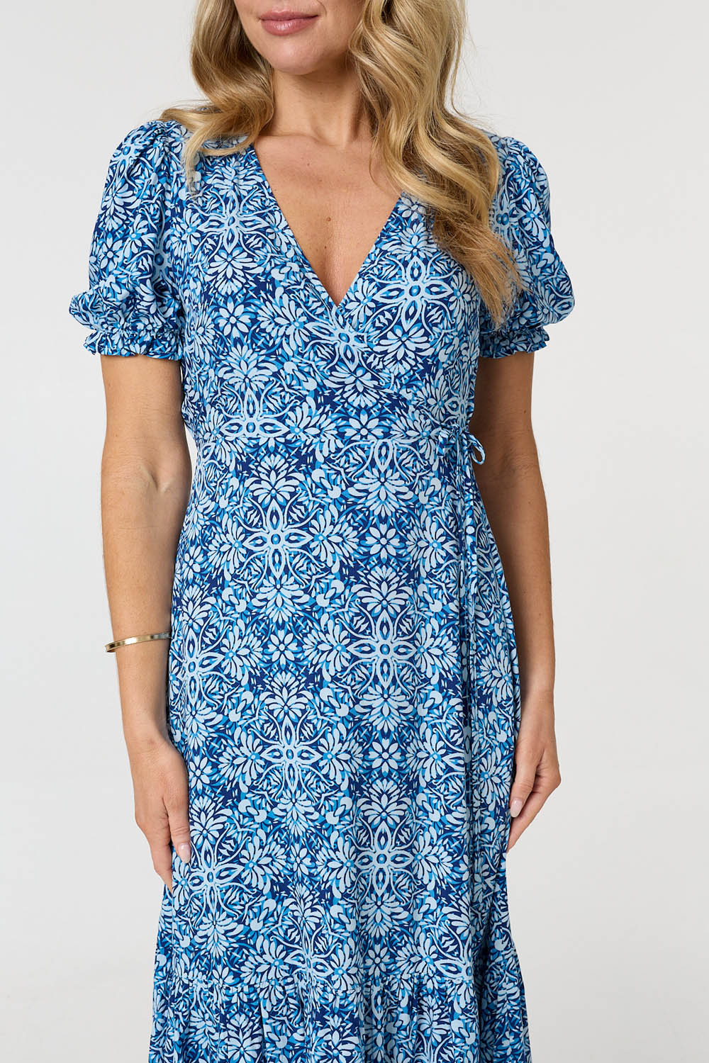 Printed Short Puff Sleeve Tie Midi Dress Full Length View