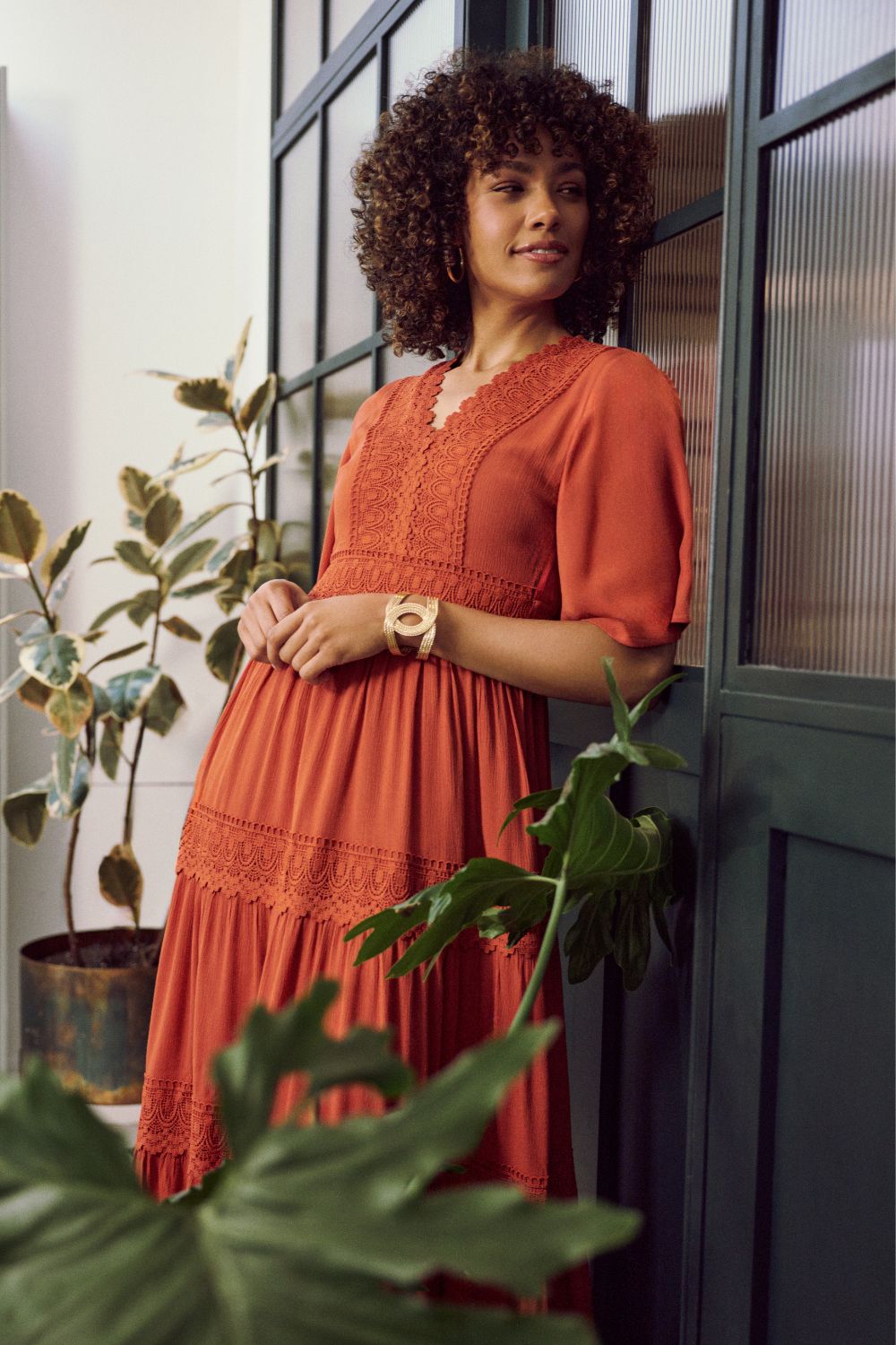 Lace Trim Tiered 1/2 Sleeve Maxi Dress Back View