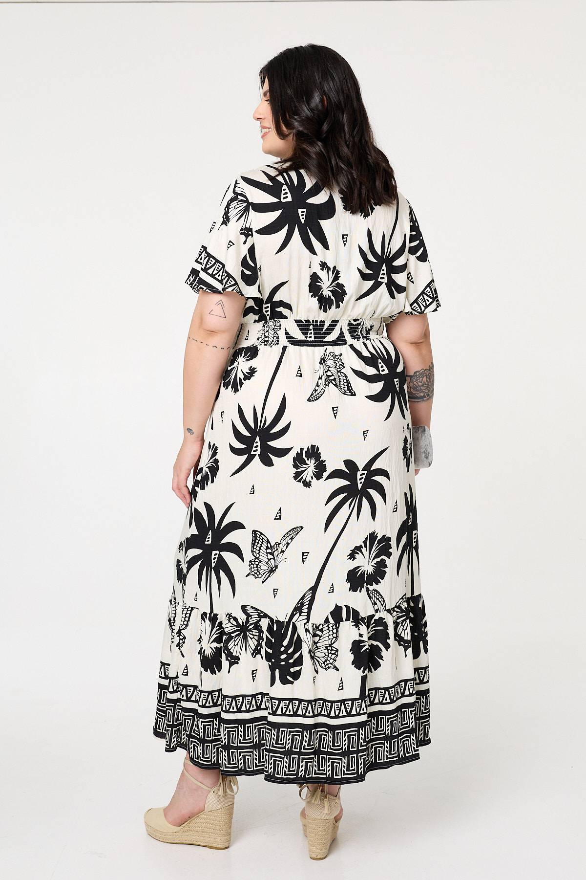 Curve Tropical Empire Waist Maxi Dress Detail View