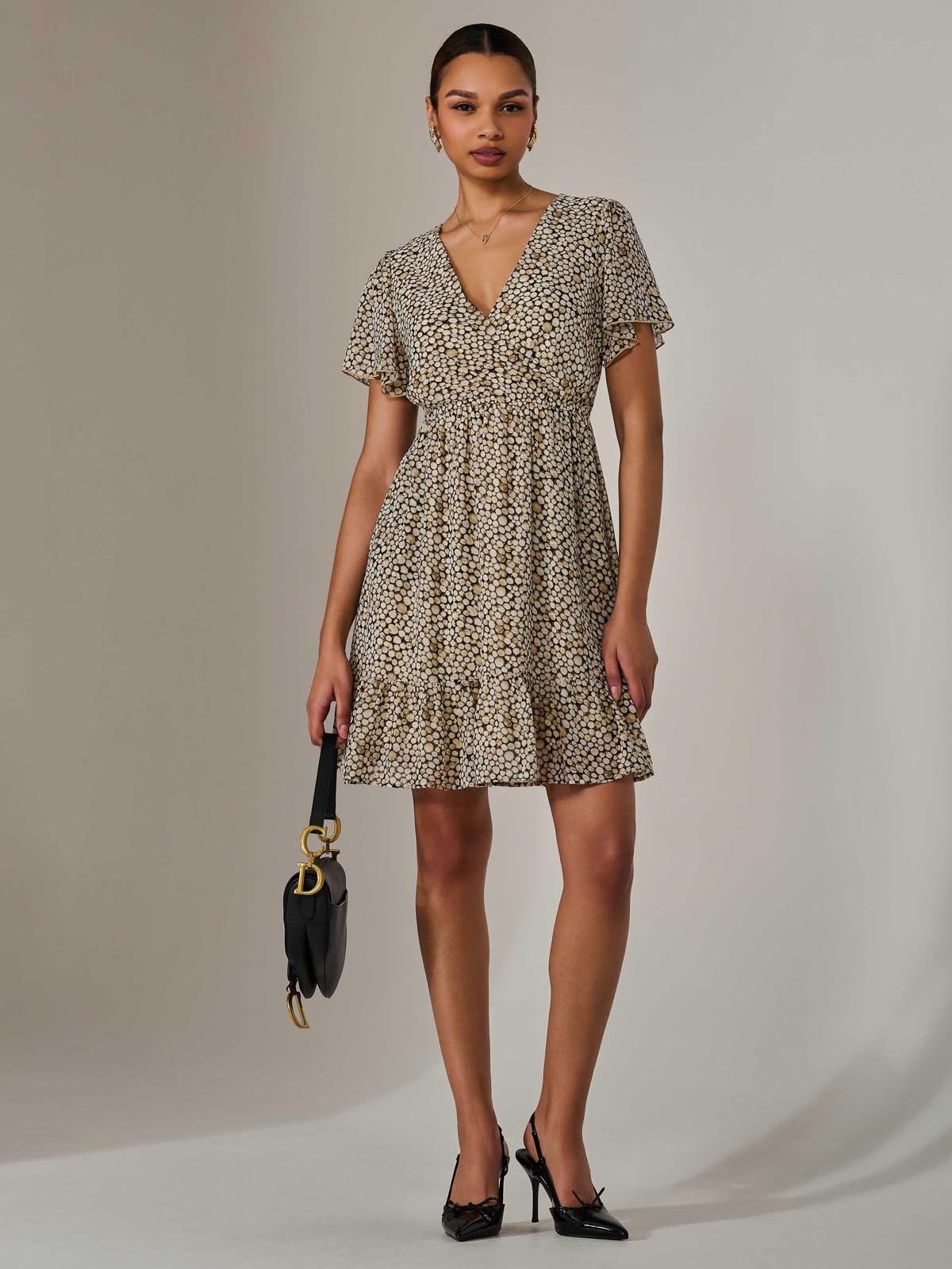 Chiffon Short Sleeve Tie Waist Mini Dress BLACK CREAM Full Length View