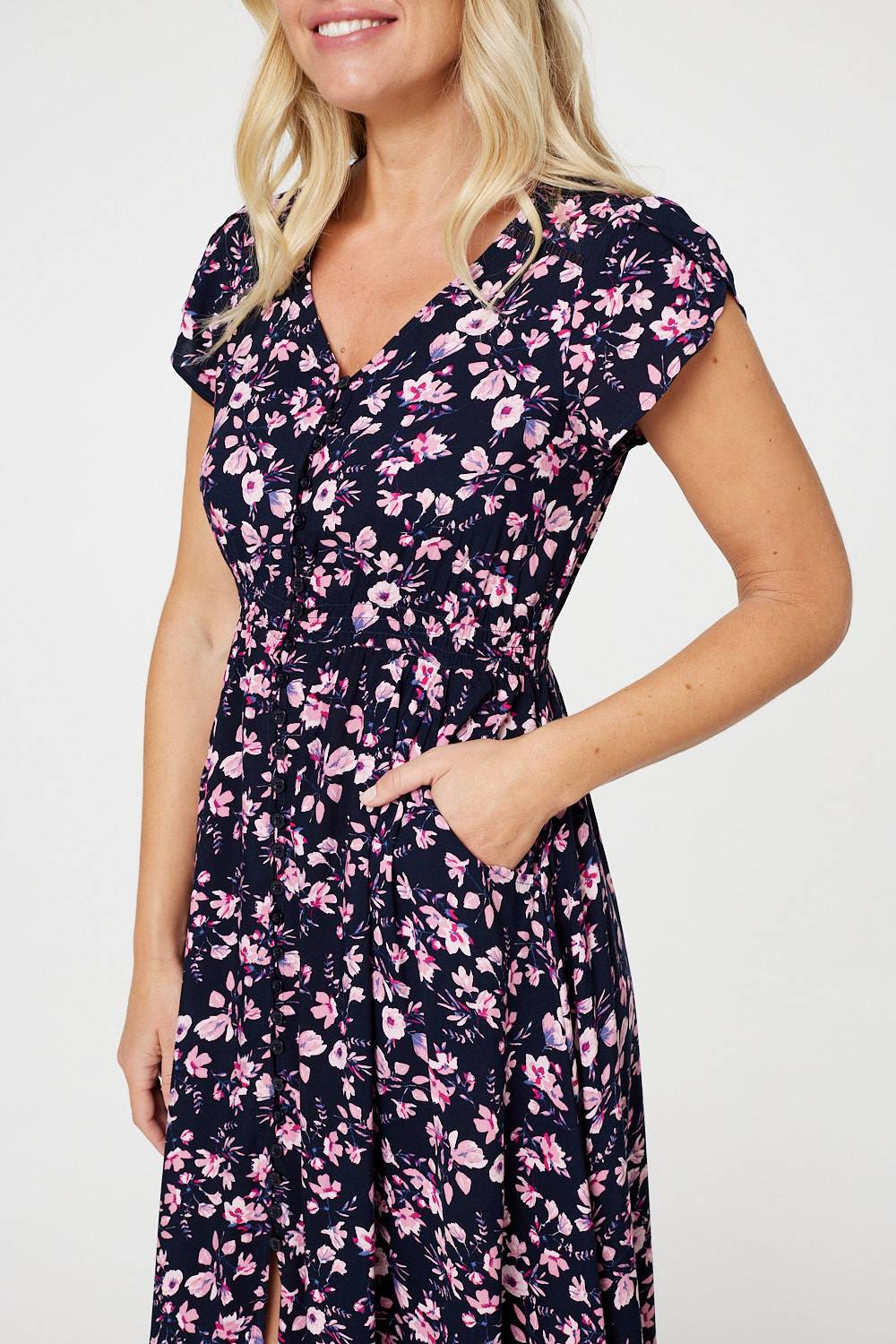 Floral Pocket Detail Maxi Dress Detail View