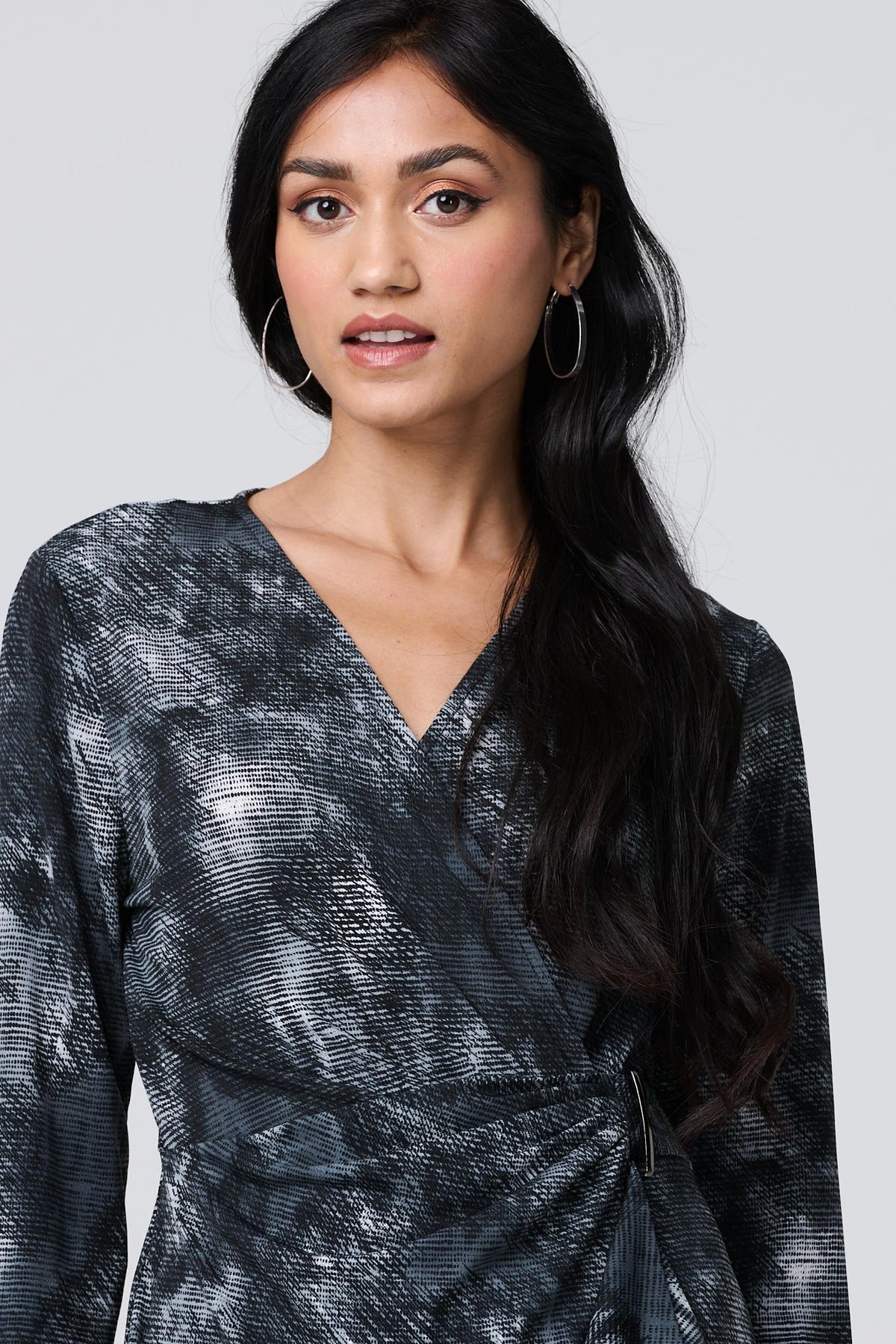 Printed Ruched Belt Detail Midi Dress Detail View