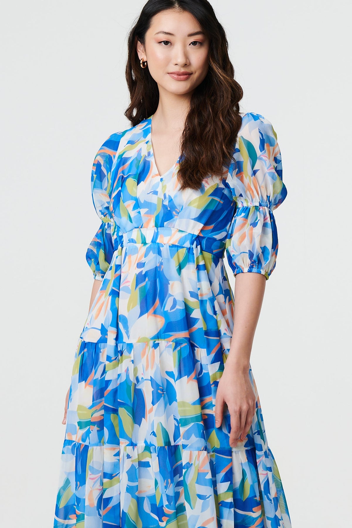 Abstract 3/4 Puff Sleeve Tiered Maxi Dress Detail View