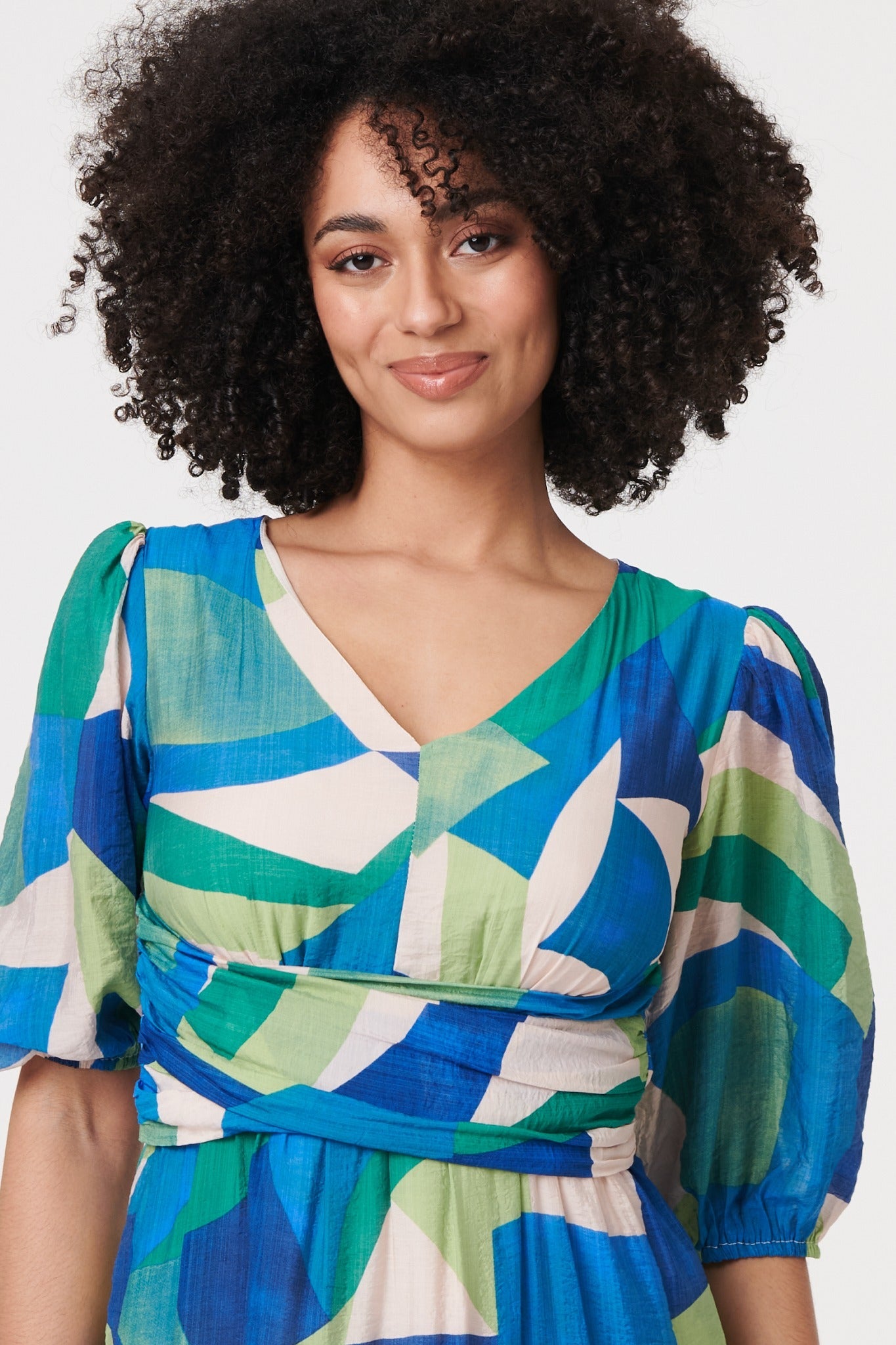 Abstract Ruched 1/2 Sleeve Midi Dress Detail View