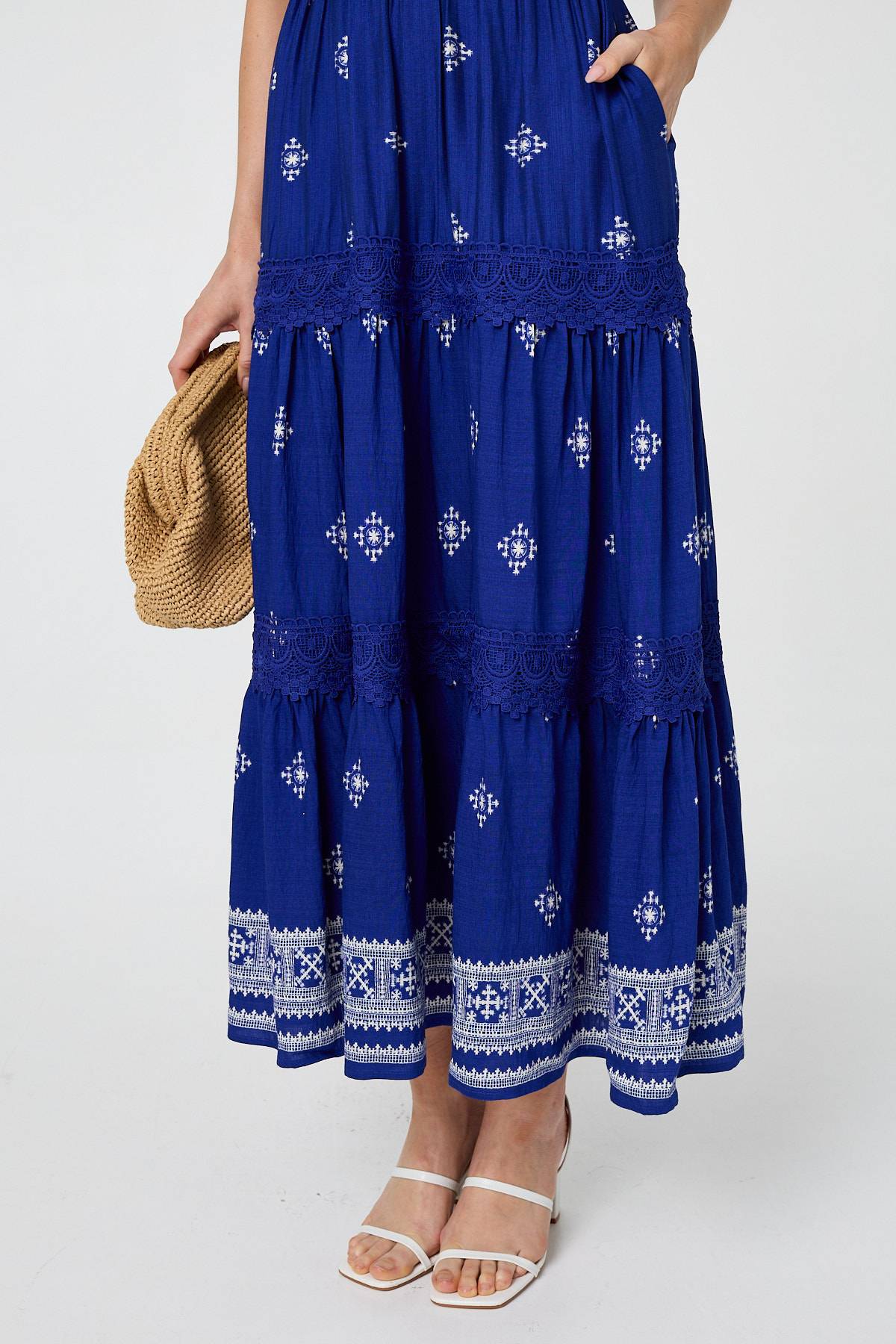 Border Print 1/2 Sleeve Maxi Dress Full Length View 3