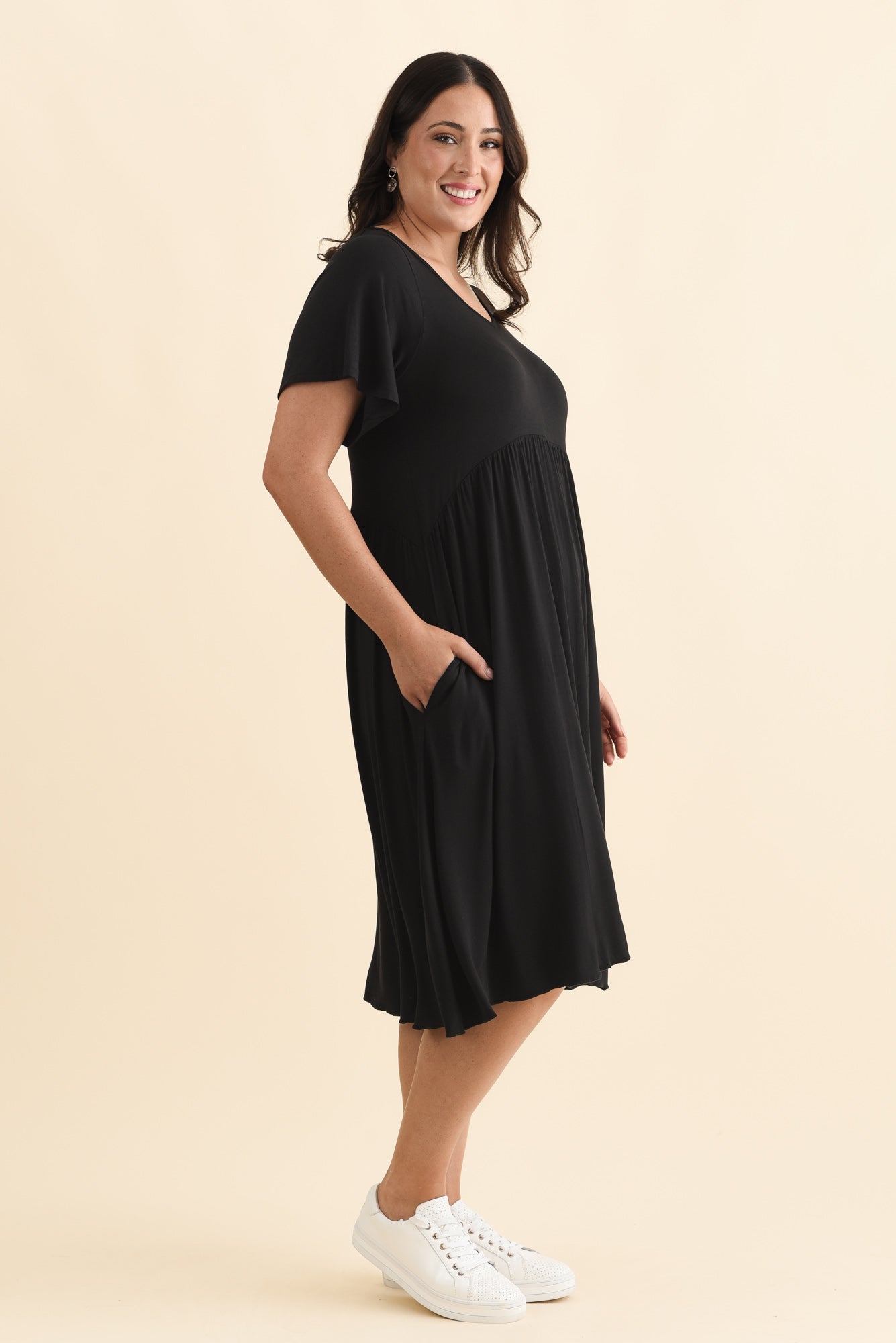 Donna Black Gathered Dress Detail View 2