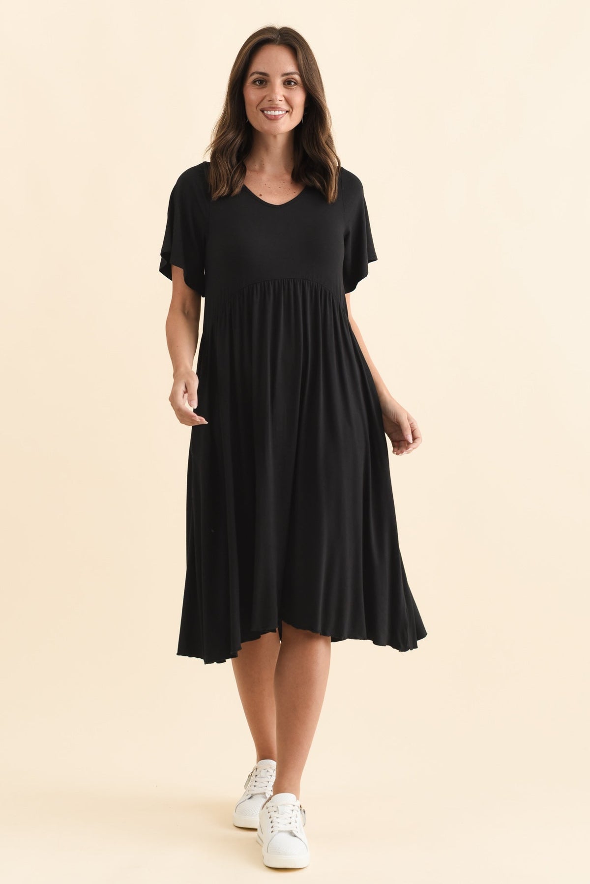 Donna Black Gathered Dress Full Length View