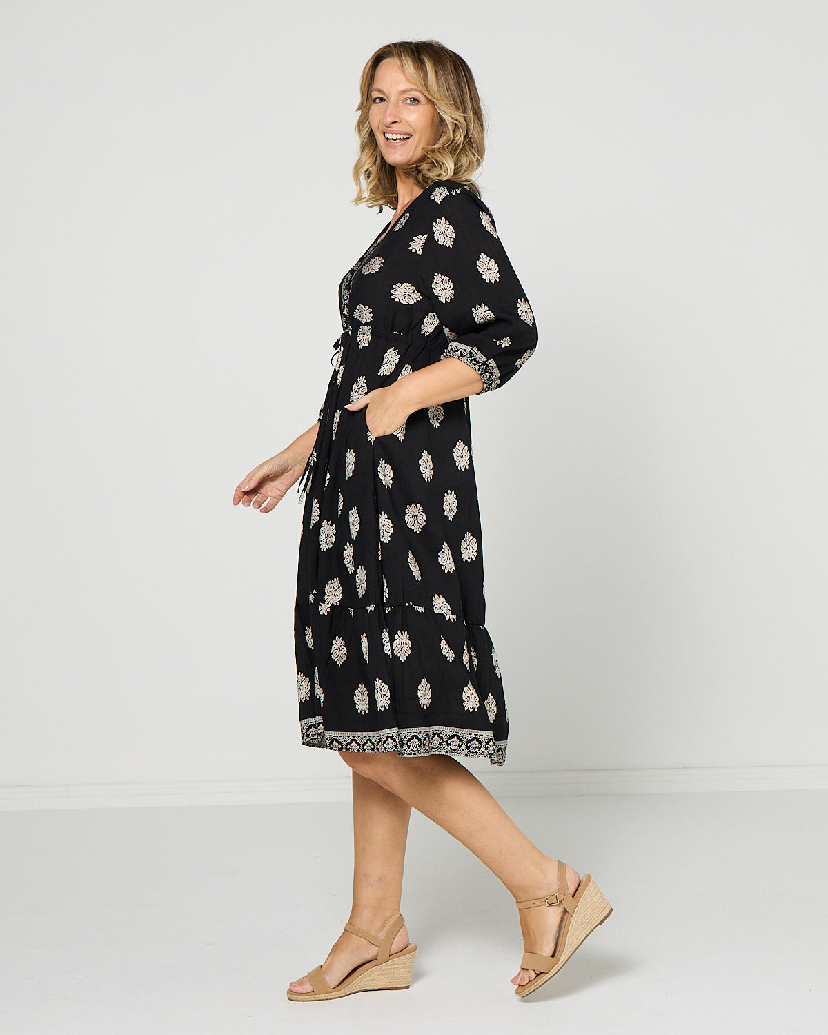 Women's Rosalie printed tiered midi dress in Multicolor