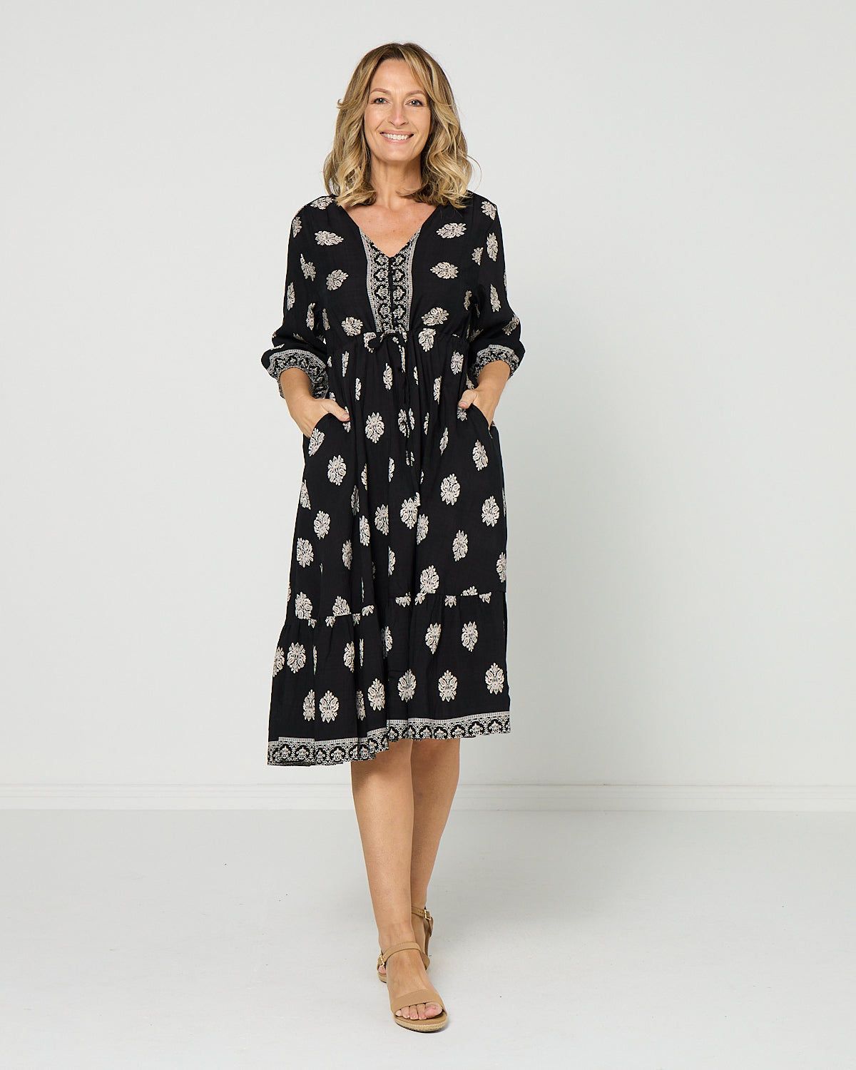 Women's Rosalie printed tiered midi dress in Multicolor