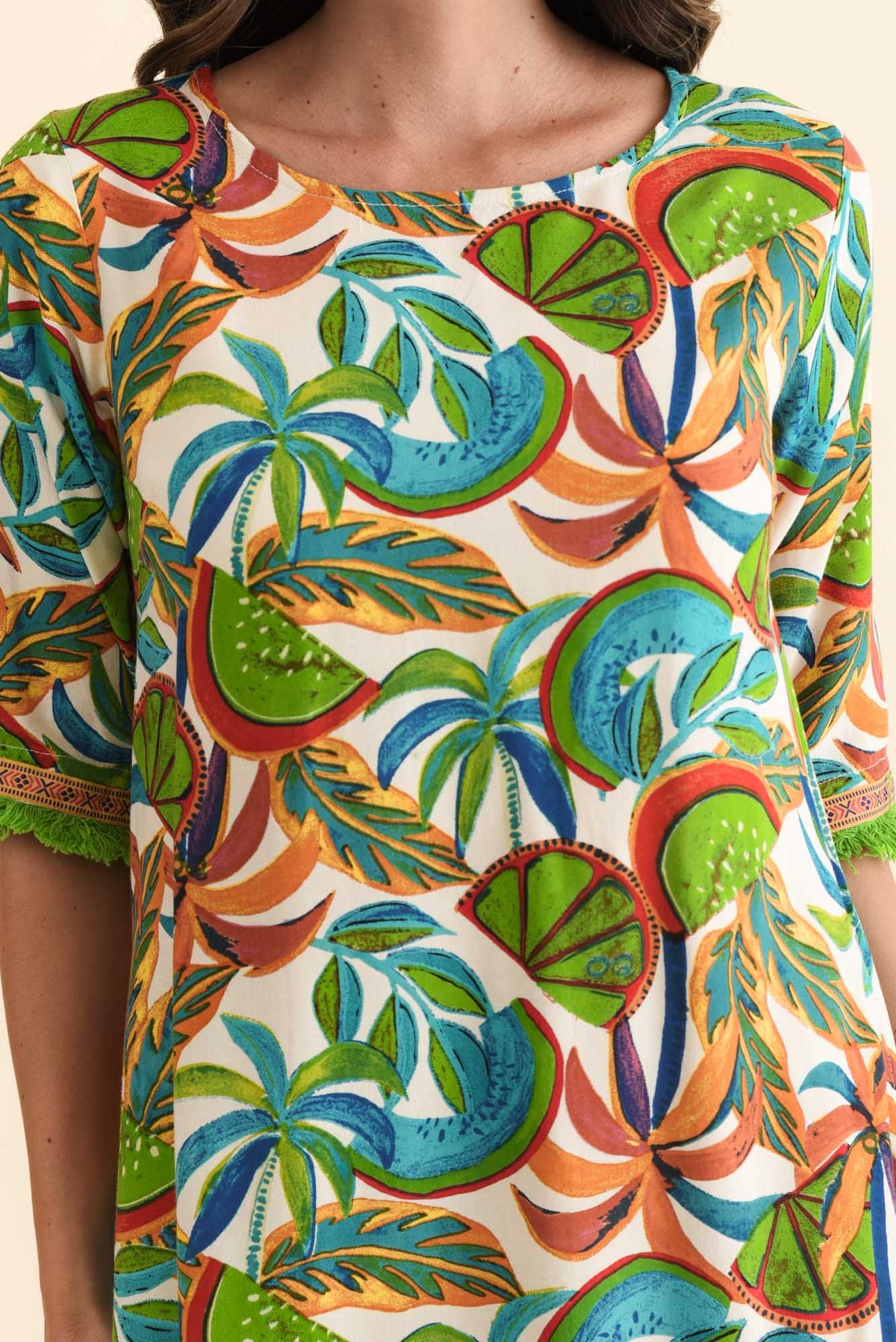 Solara Green Tropical Pocket Dress Detail View