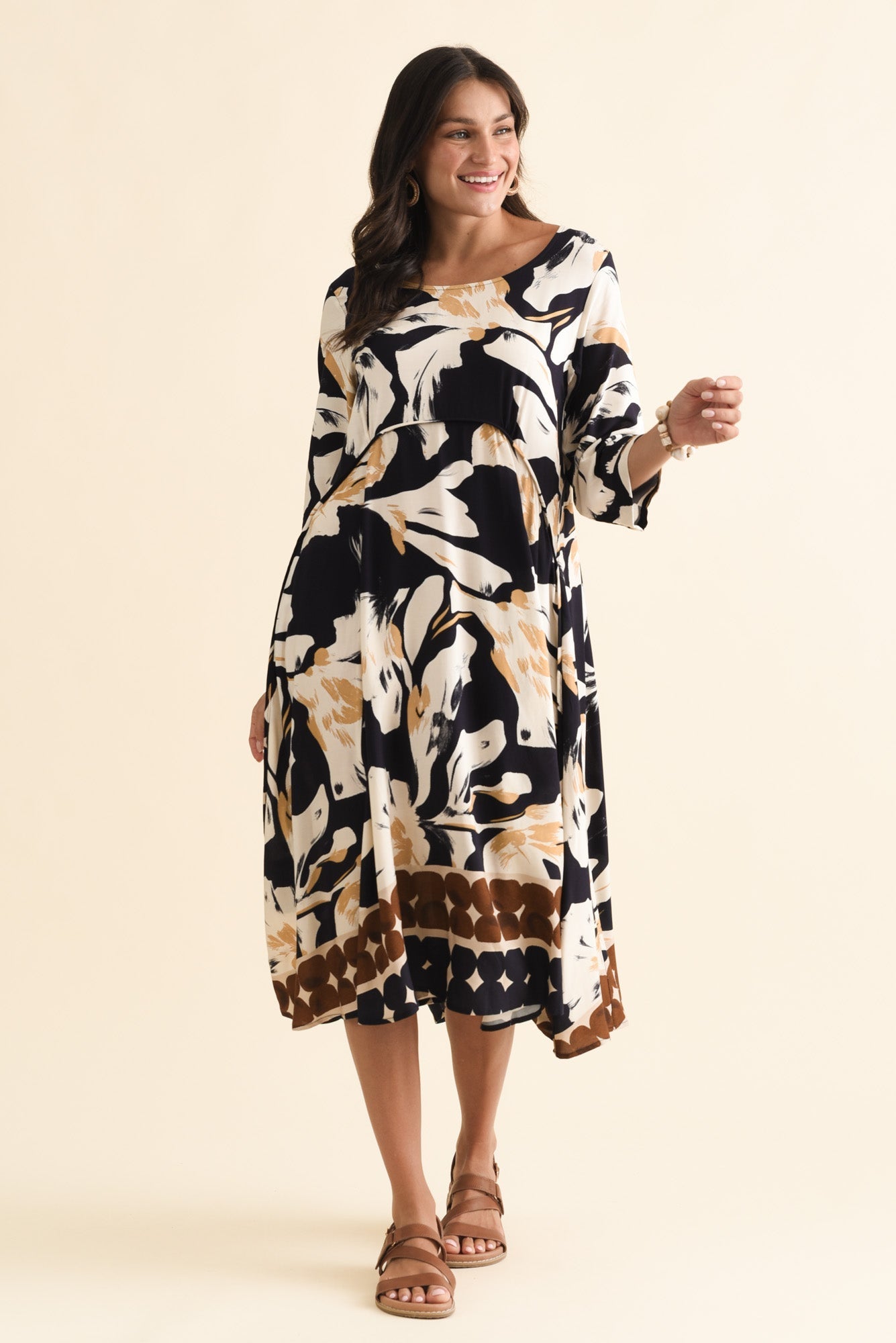 Zaelia Navy Abstract Sleeved Crescent Dress Front View