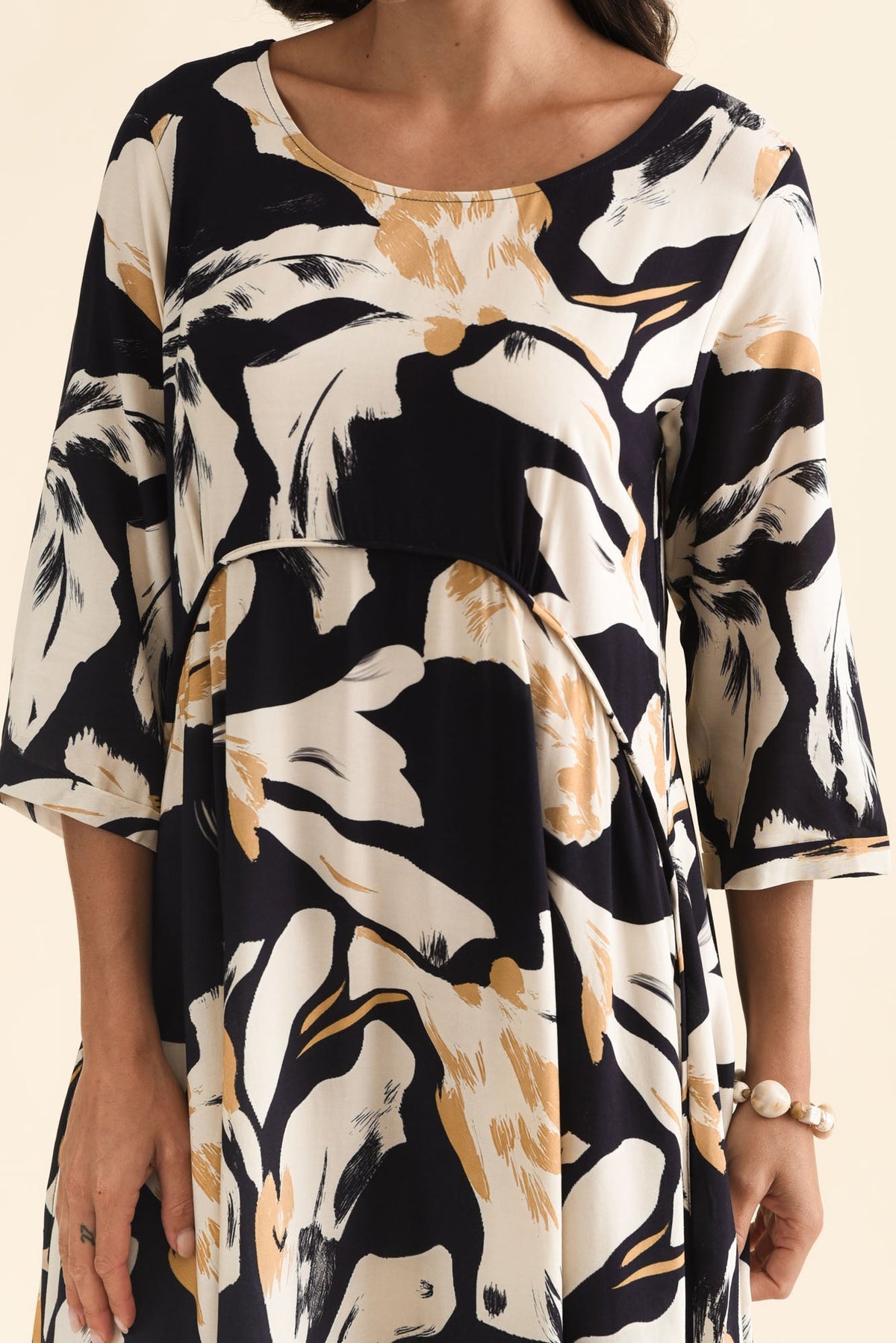 Zaelia Navy Abstract Sleeved Crescent Dress Full Length View