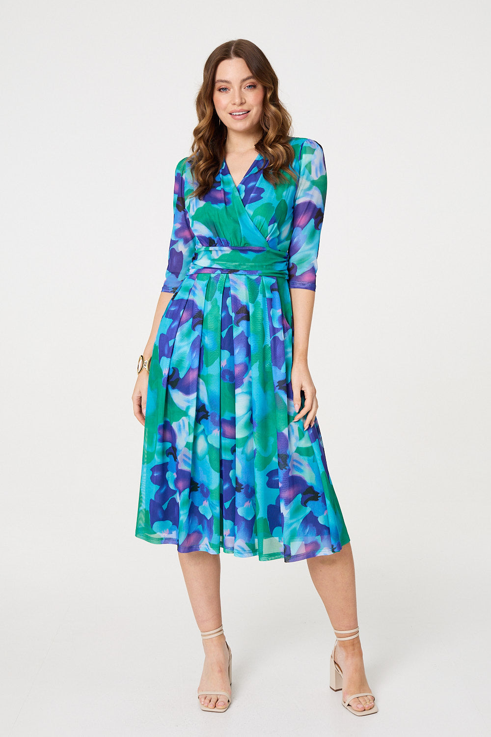 Printed Short Sleeve Pleated Wrap Midi Dress Detail View