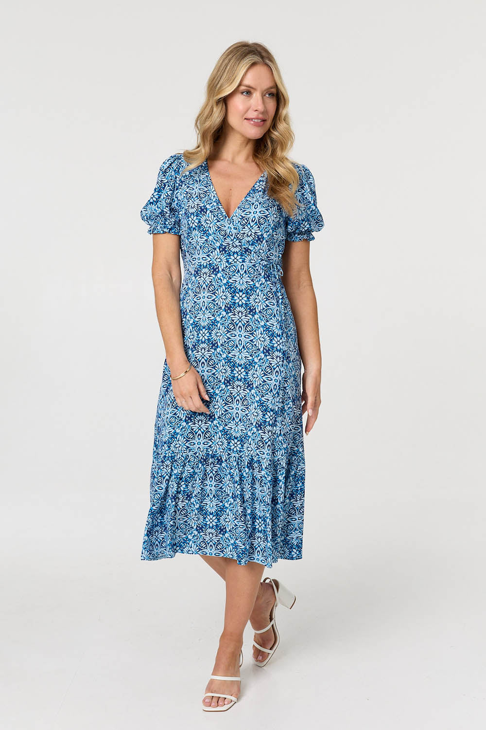 Printed Short Puff Sleeve Tie Midi Dress Detail View
