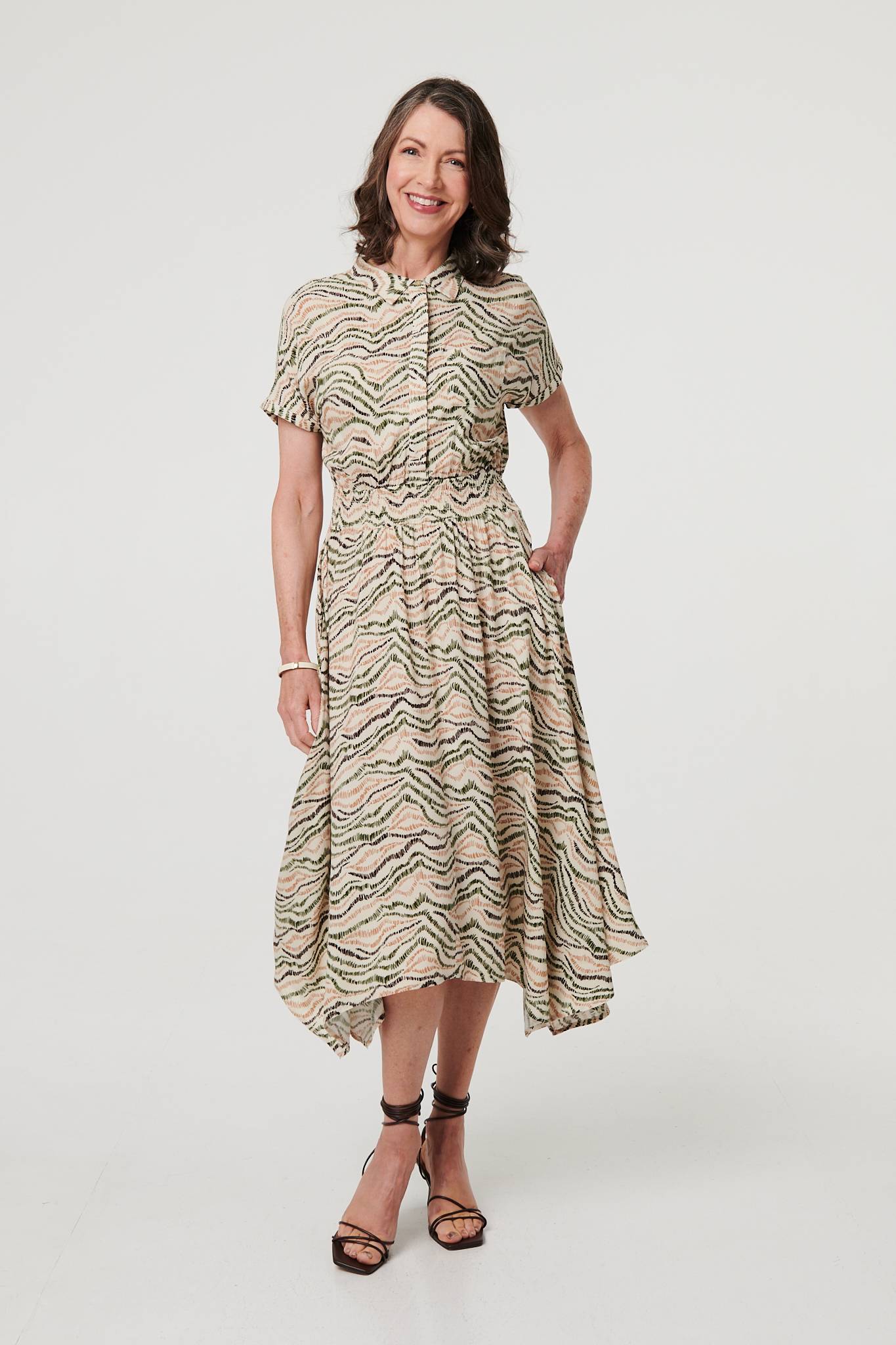 Printed Short Sleeve Shirred Midi Dress Front View