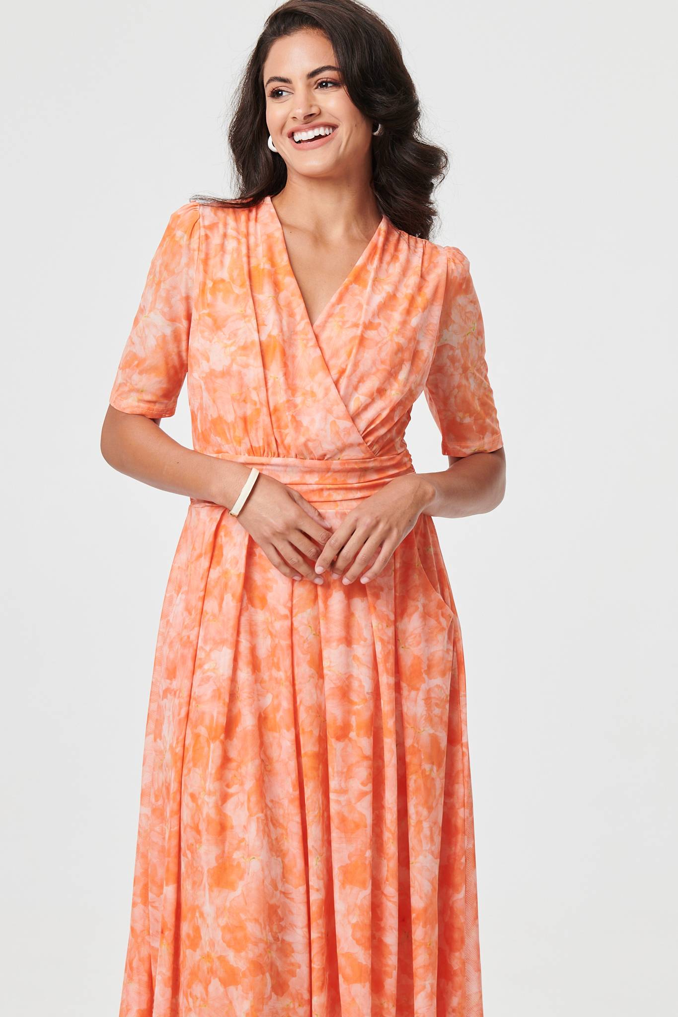 Printed 3/4 Sleeve Ruched Midi Dress Side View