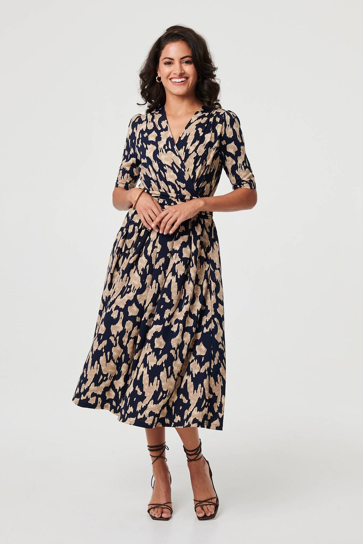 Printed Ruched 1/2 Sleeve Midi Dress Detail View