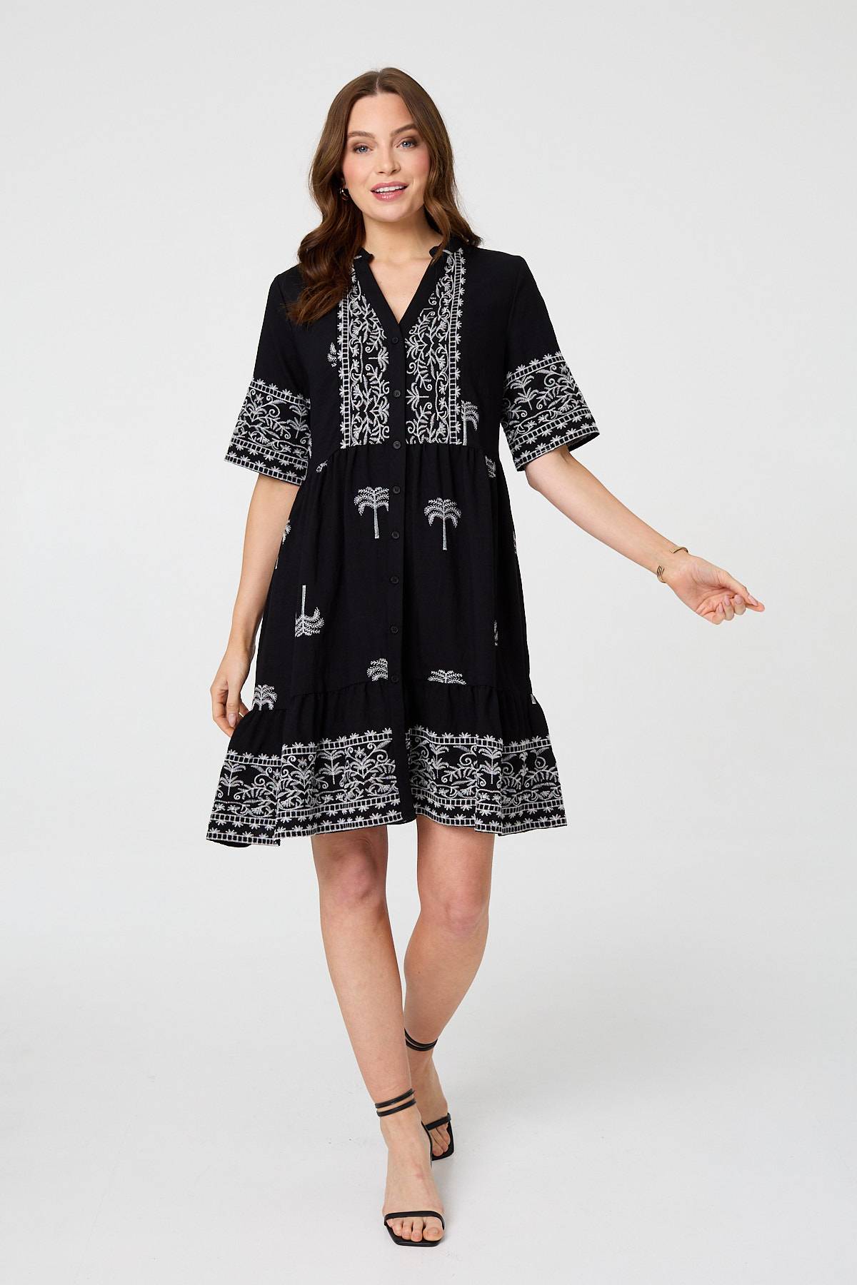 Border Print 1/2 Sleeve Short Dress Back View
