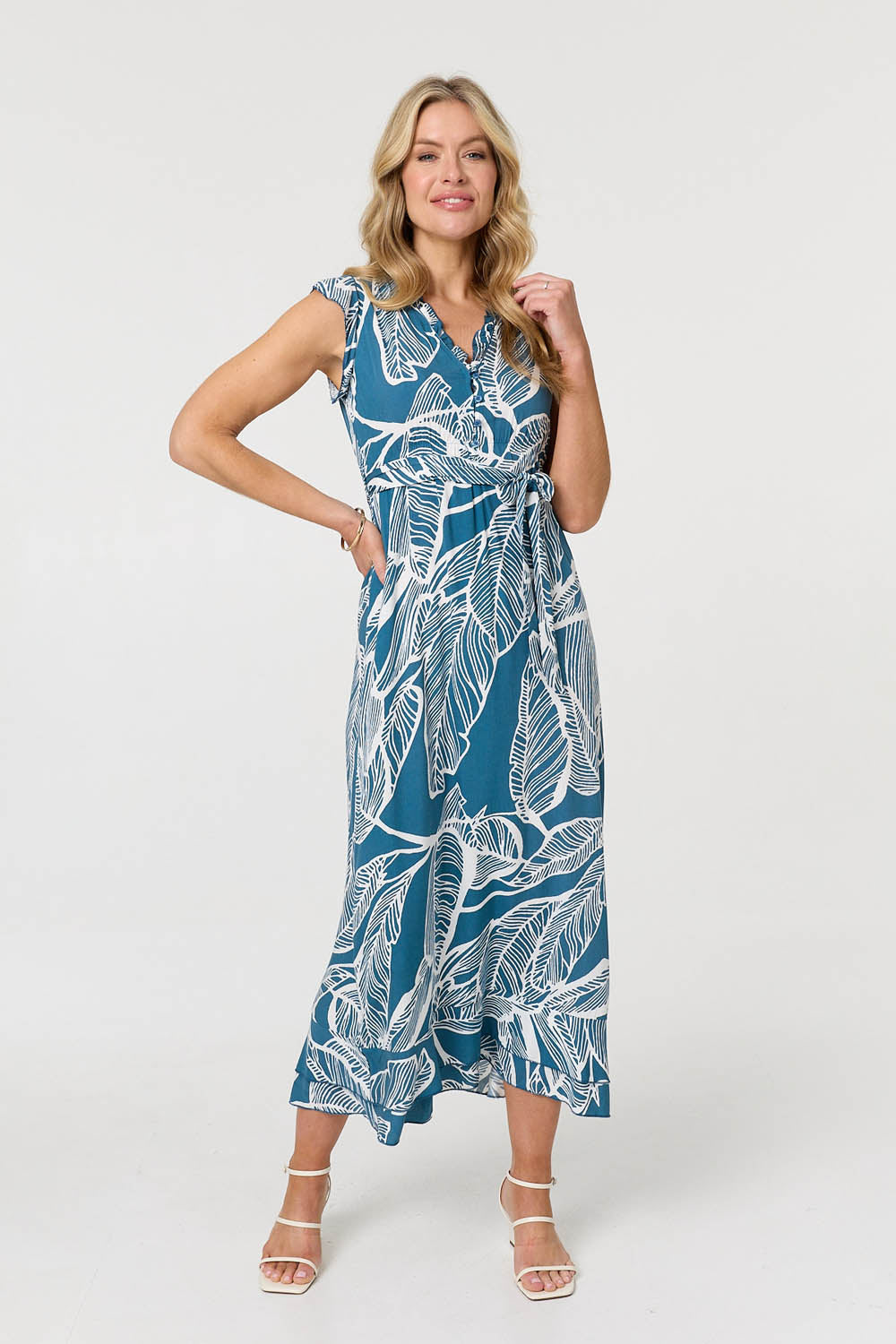 Leaf Print Sleeveless Maxi Dress Styled View