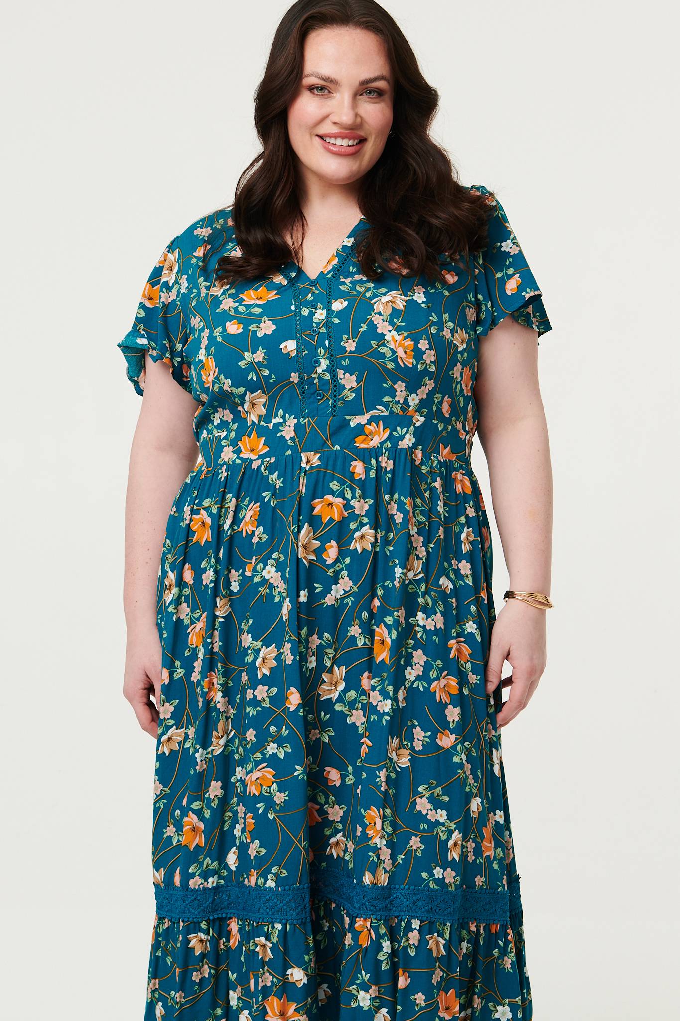 Curve Floral Lace Short Sleeve Midi Dress Back View
