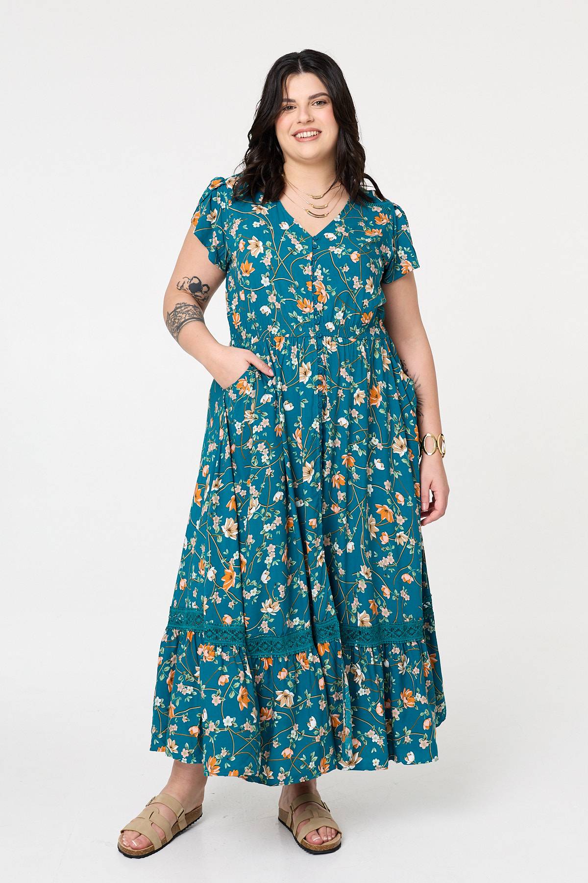 Curve Floral Cap Sleeve Lace Maxi Dress Front View
