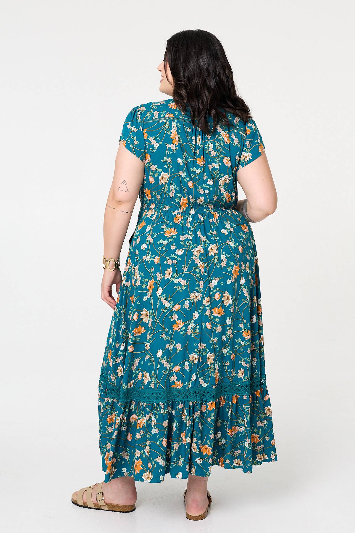 Curve Floral Cap Sleeve Lace Maxi Dress Detail View
