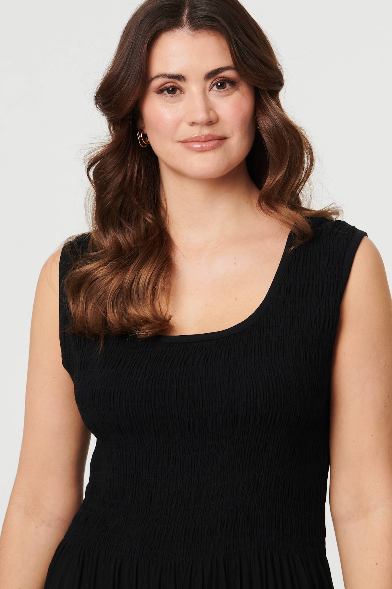 Sleeveless Scoop Neck Shirred Midi Dress Full Length View