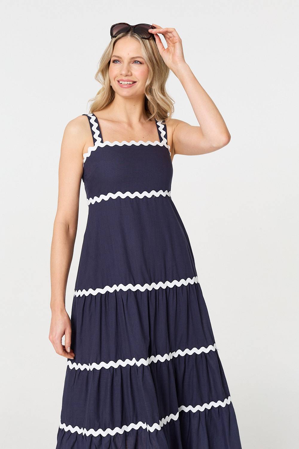 Zig Zag Trim Sleeveless Tiered Midi Dress Back View