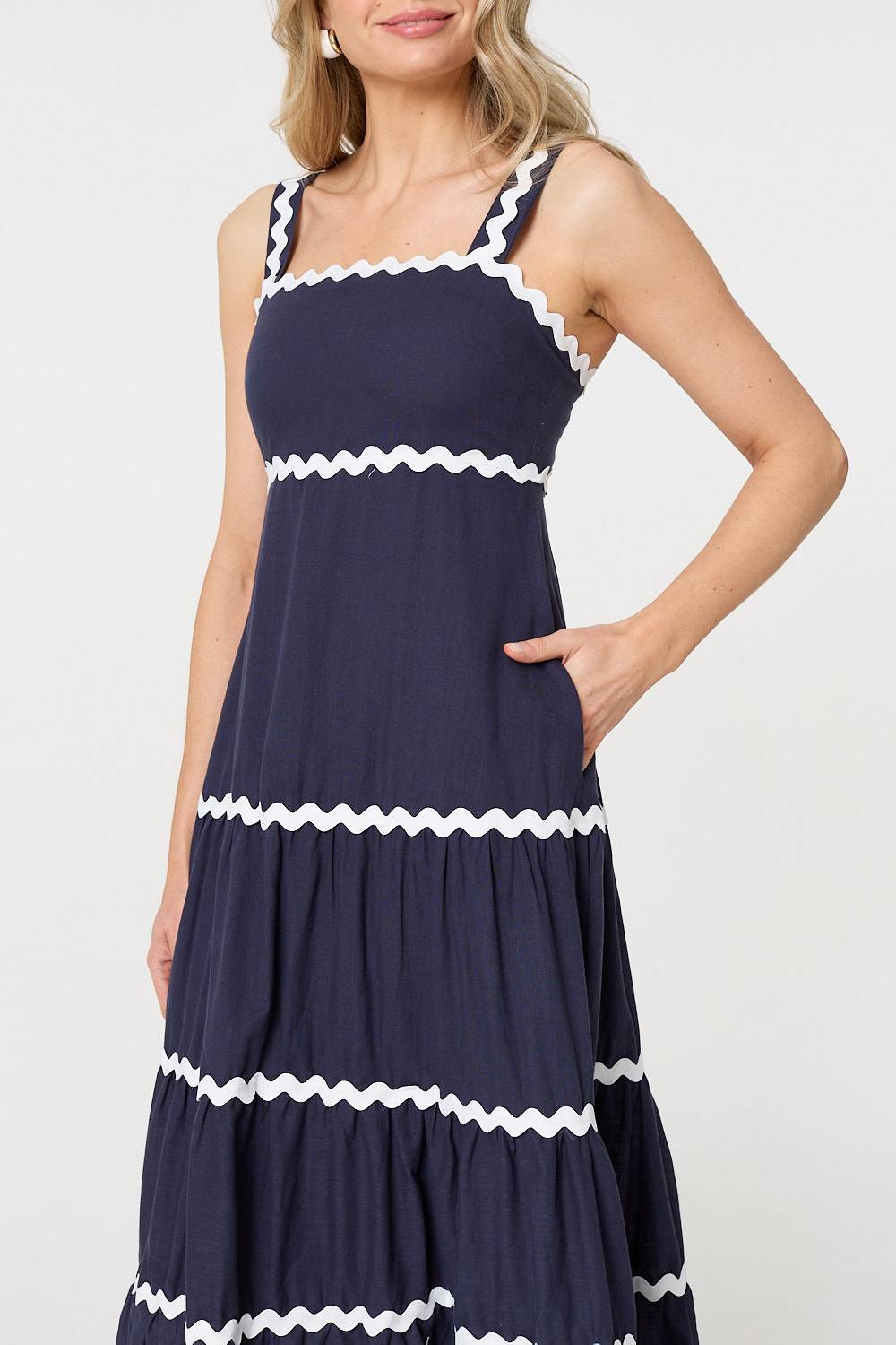 Zig Zag Trim Sleeveless Tiered Midi Dress Detail View