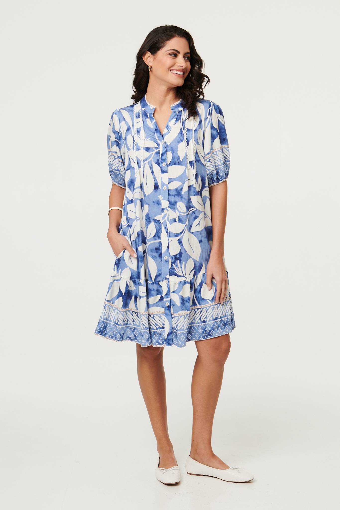 Leaf Print 1/2 Sleeve Knee Length Dress Back View