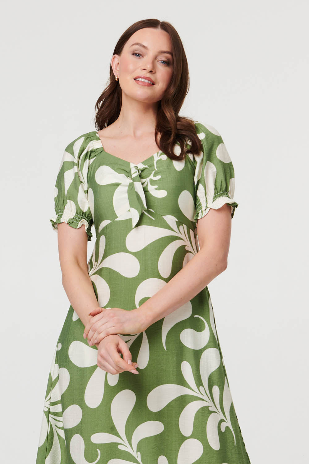 Abstract Puff Sleeve Tie Neck Midi Dress Back View