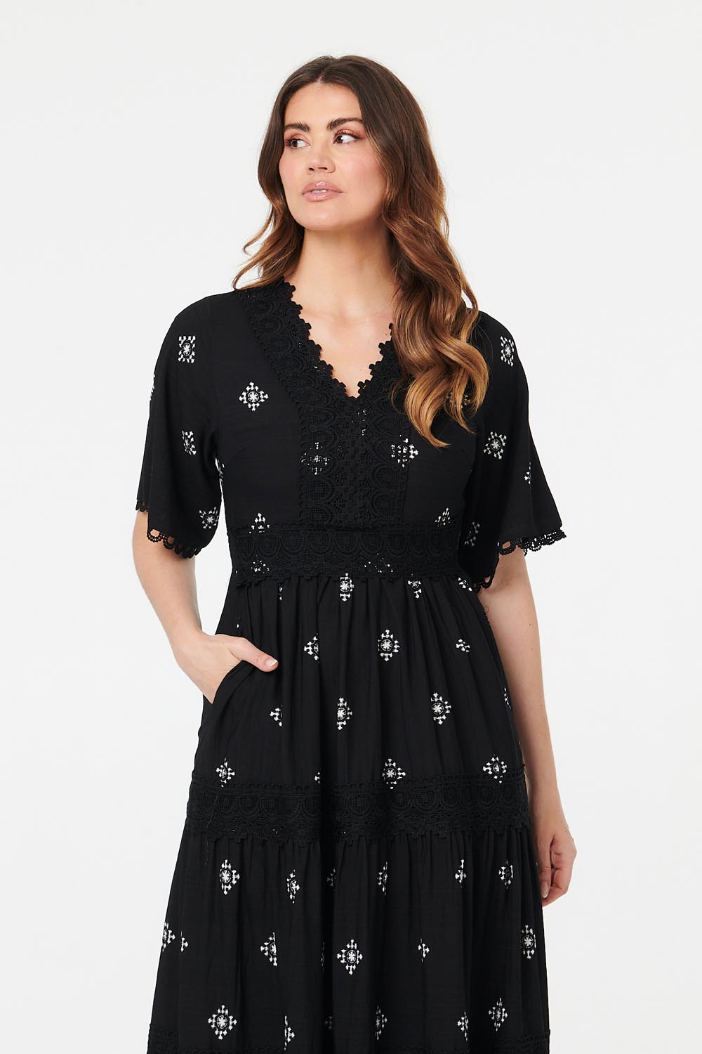 Border Print 1/2 Sleeve Maxi Dress Side View 2