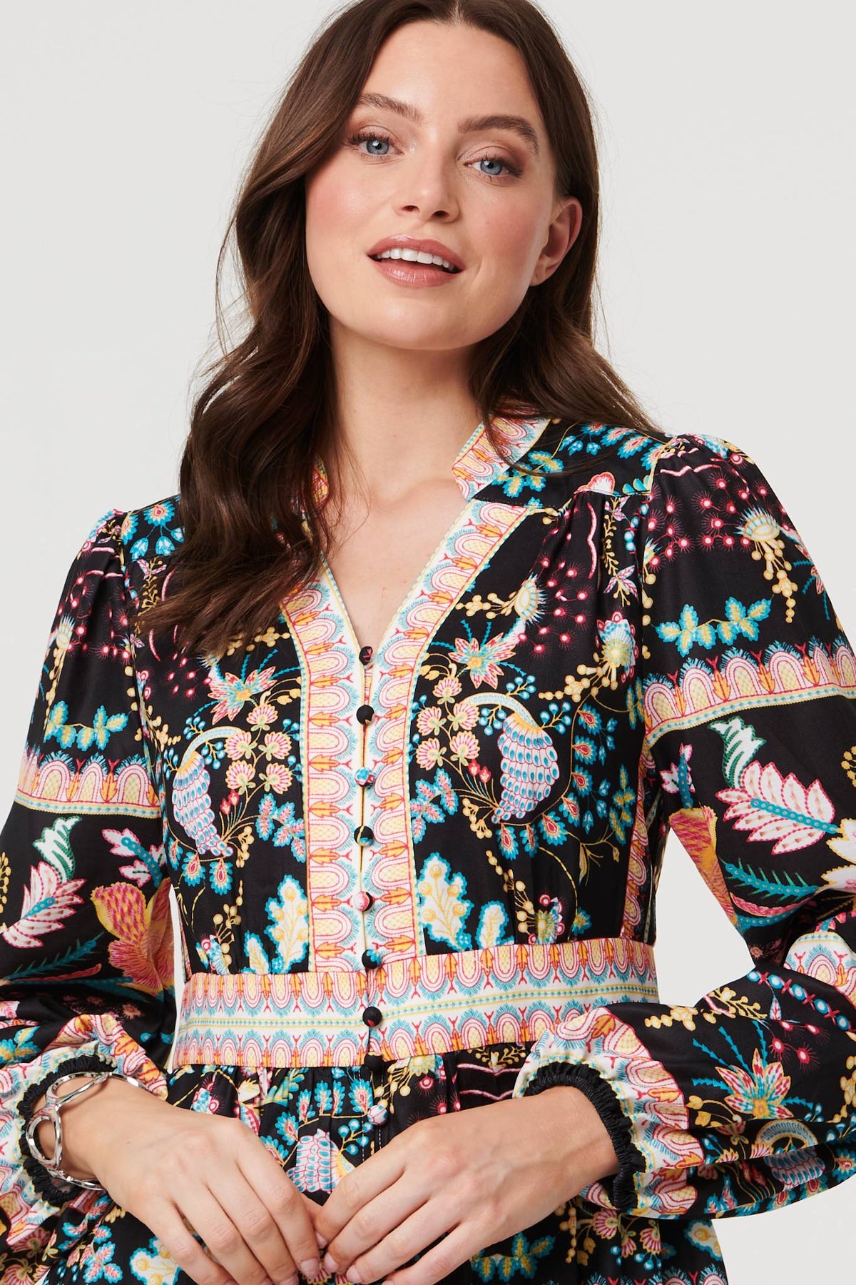 Floral Long Sleeve Buttoned Midi Dress Back View