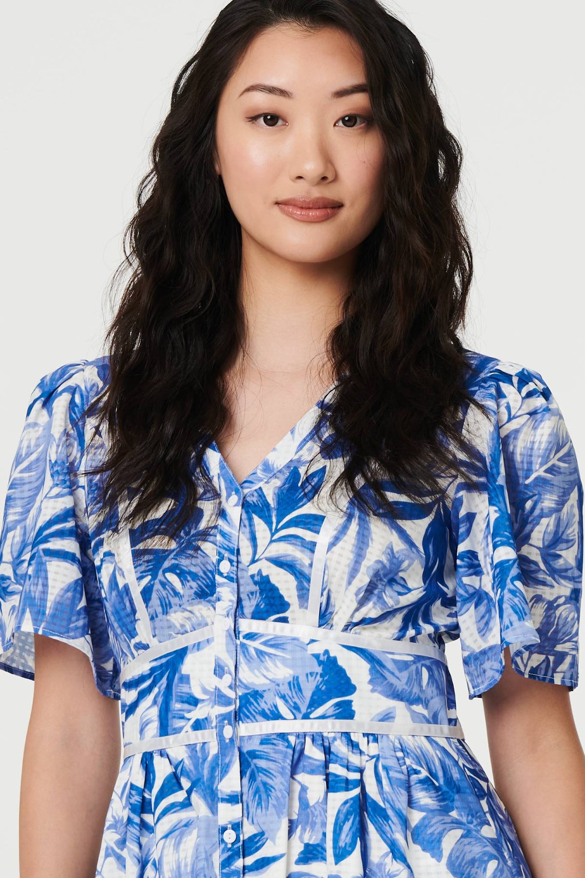 Leaf Print 1/2 Sleeve Tiered Midi Dress Full Length View