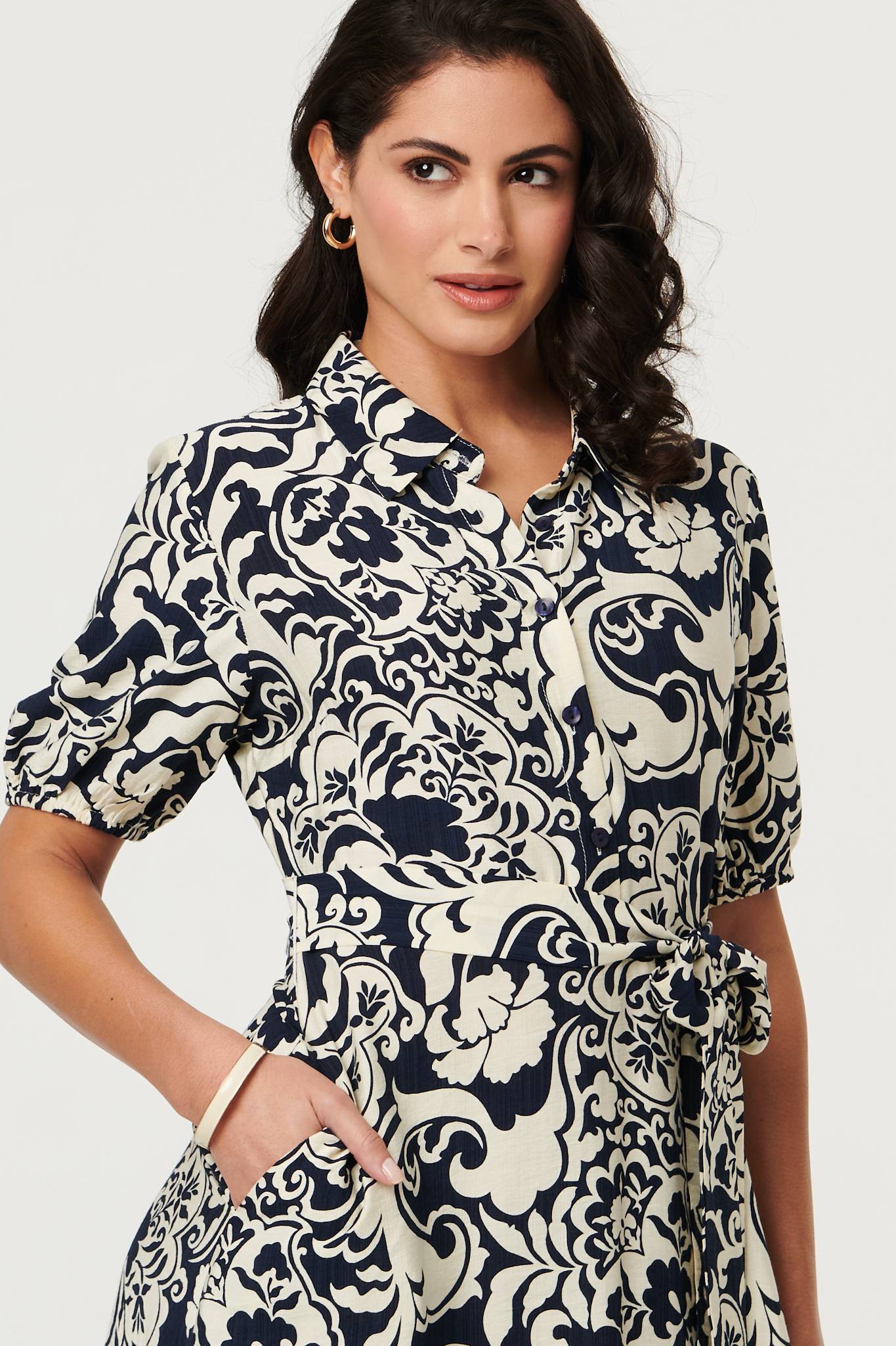Printed 1/2 Puff Sleeve Midi Shirt Dress Back View