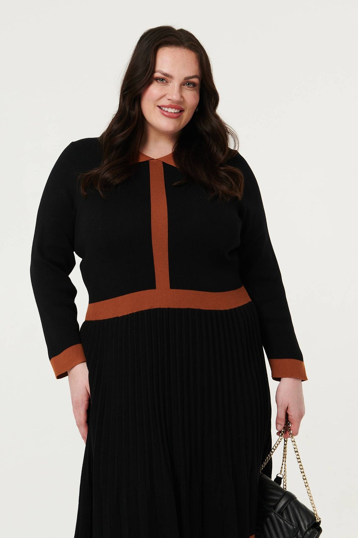 Curve Border Print Pleated Knit Knee Length Dress Front View 2