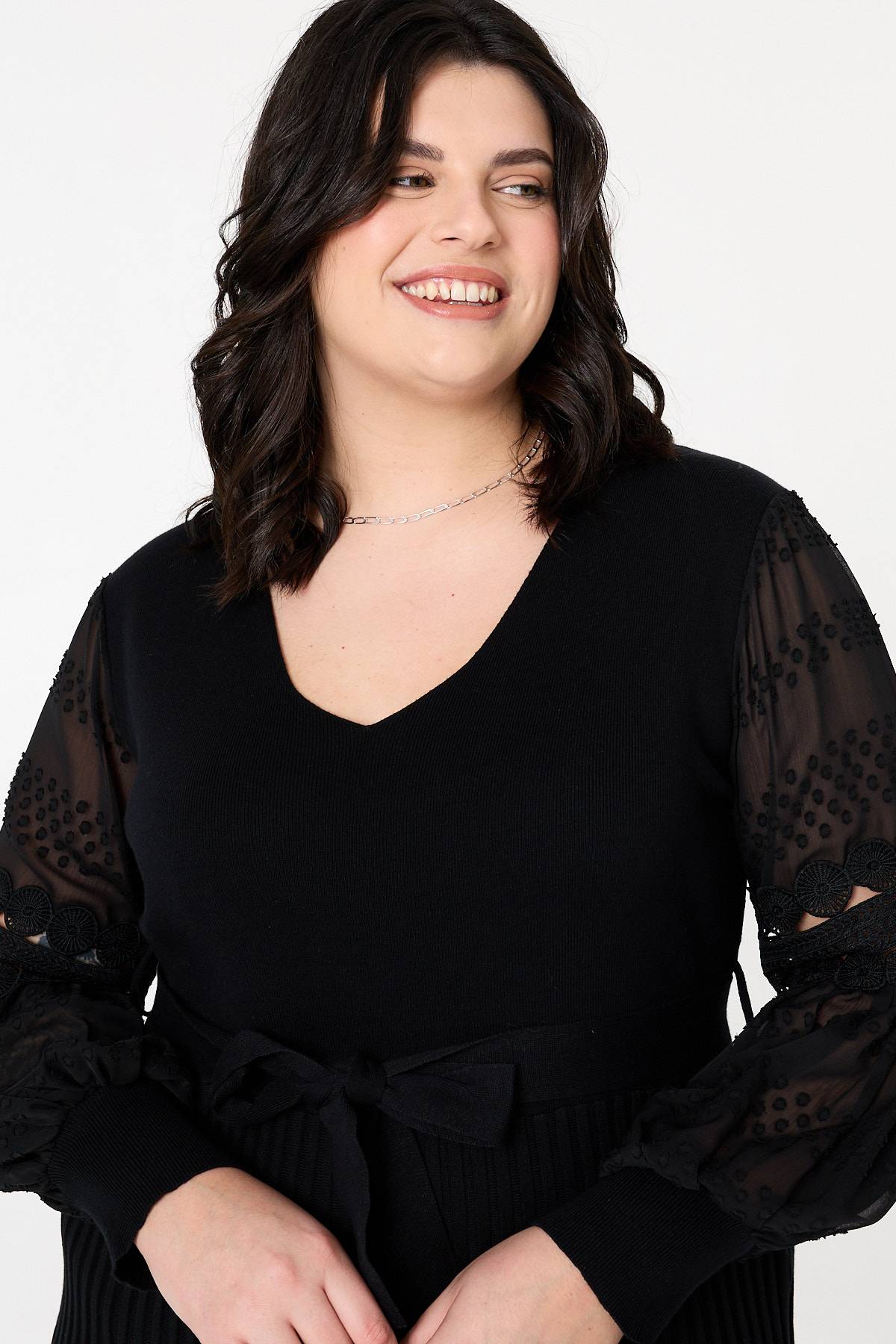 Curve Pleated Lace Puff Sleeve Midi Dress Full Length View