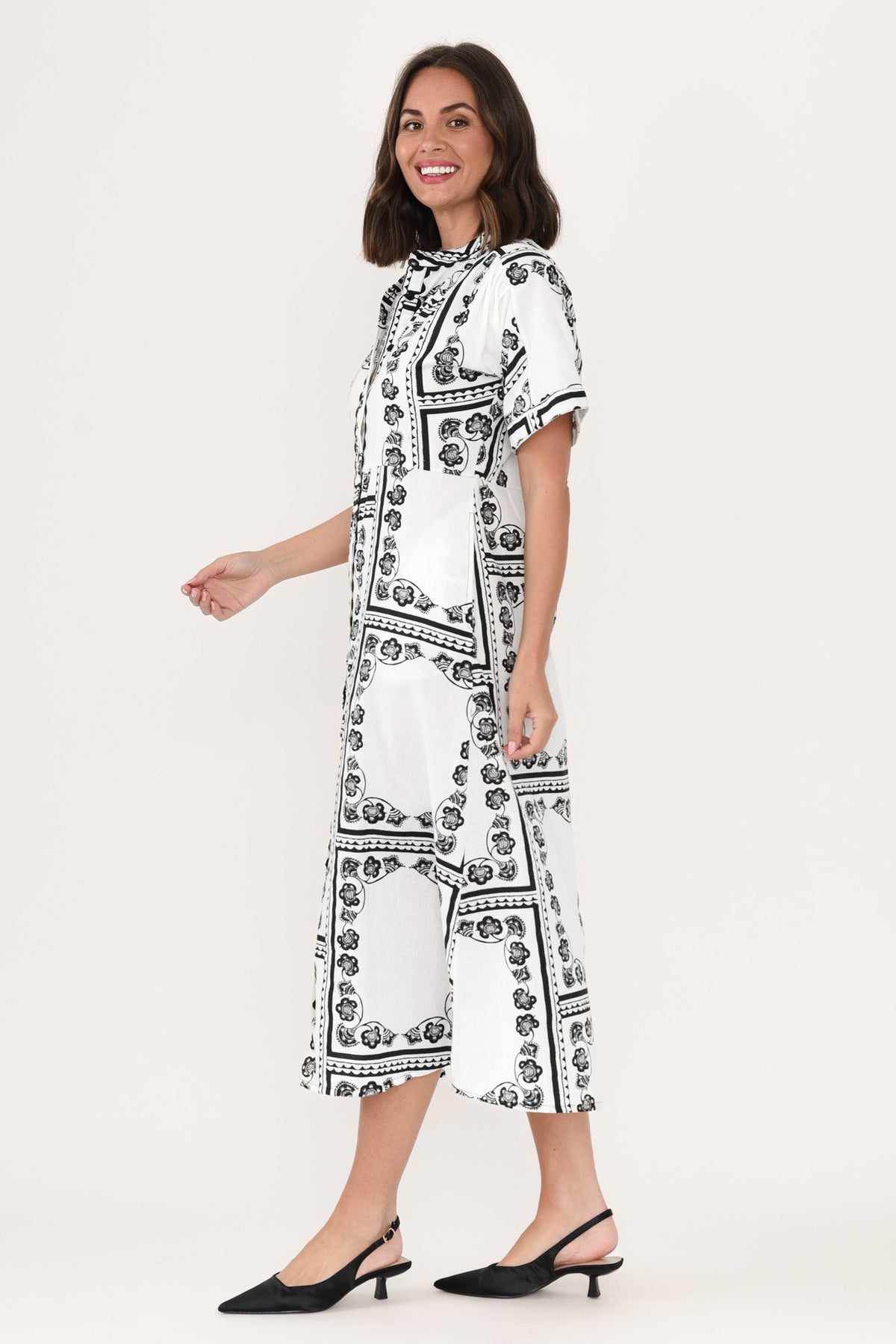 Marilyn White Tile Cotton Tie Dress Detail View