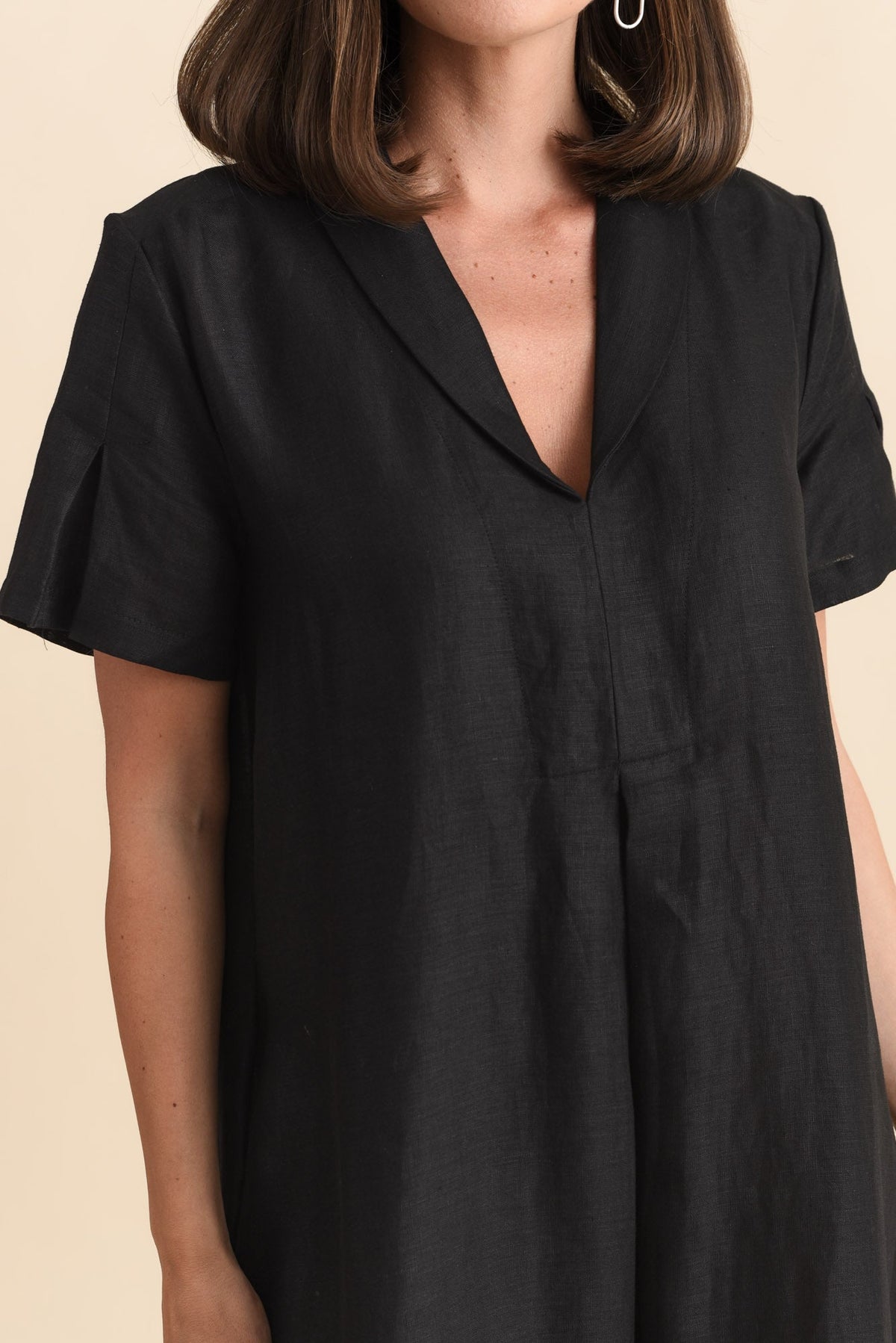 Miranda Black Linen Collared Dress Detail View