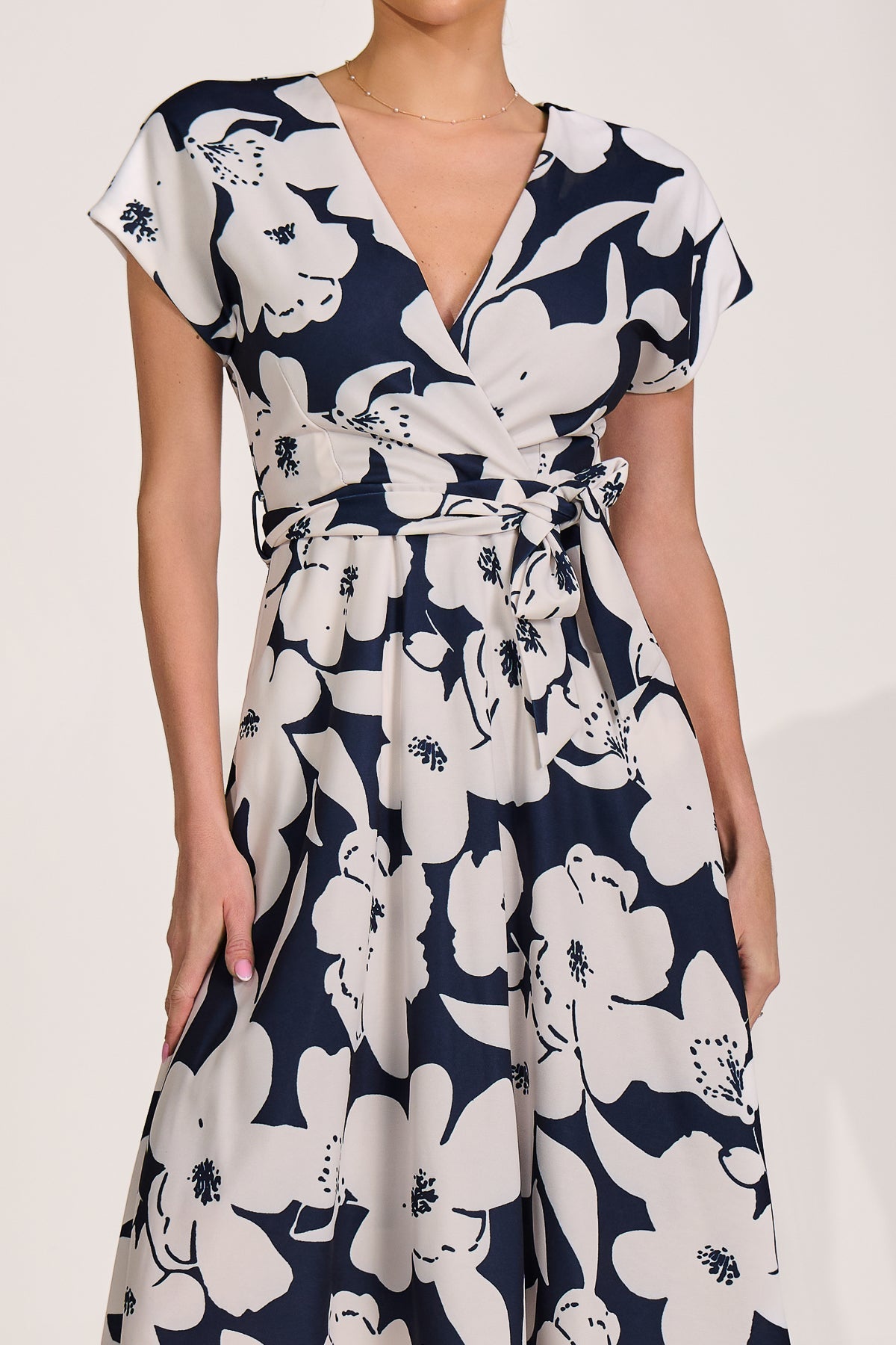 V Neck Print Scuba Midi Dress Detail View